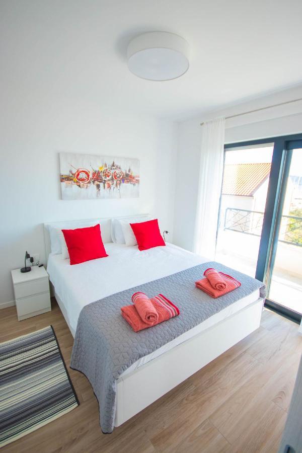 Apartmani Le-Lu Kaštela Exteriör bild
