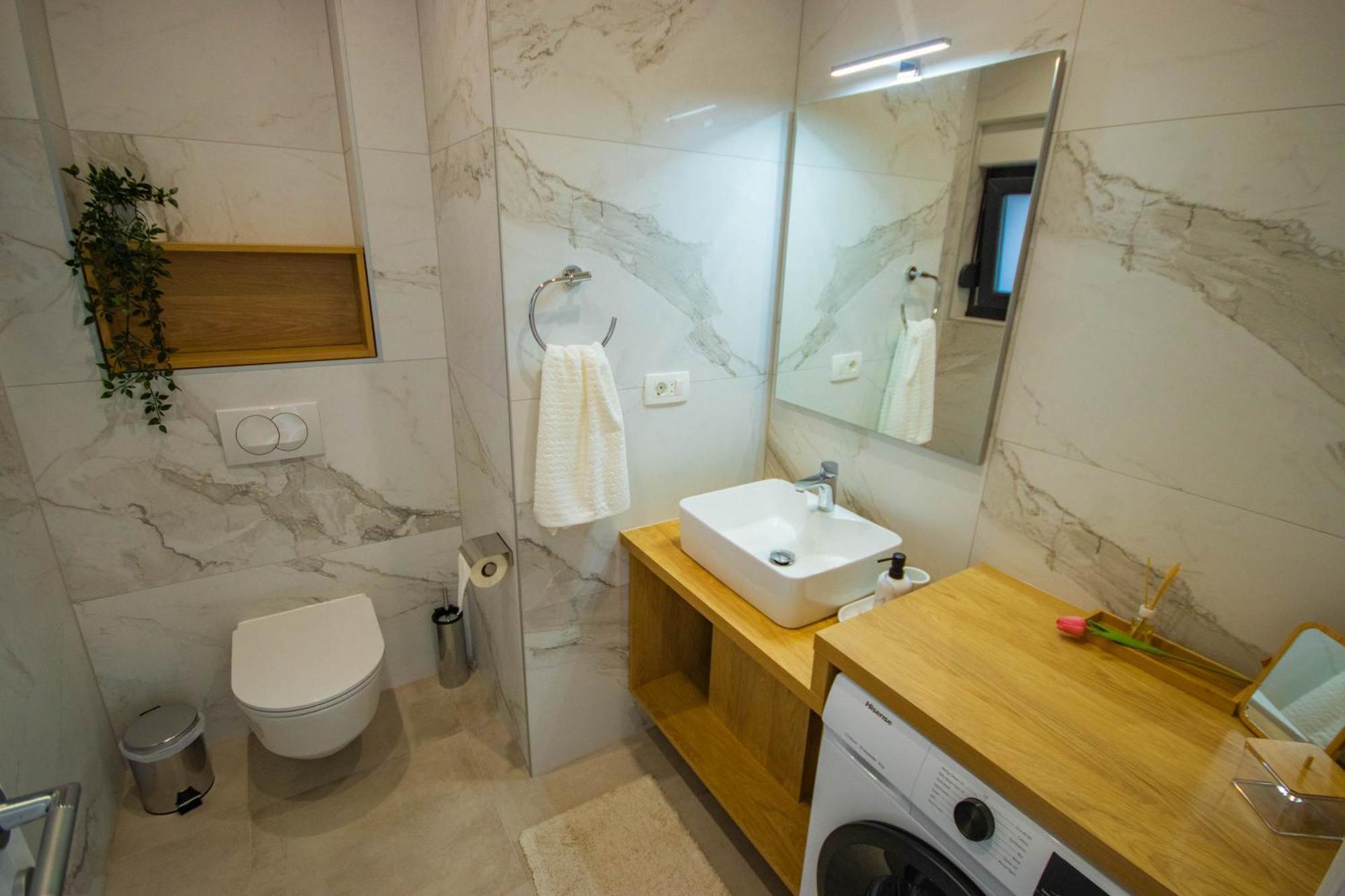 Apartmani Le-Lu Kaštela Rum bild
